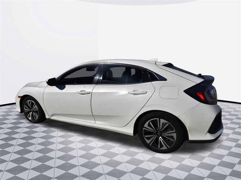 2017 Honda Civic EX-L Navi - Photo 6 - Midway City, CA 92655