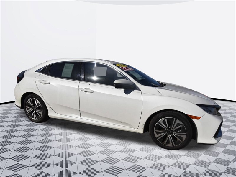 2017 Honda Civic EX-L Navi - Photo 3 - Midway City, CA 92655