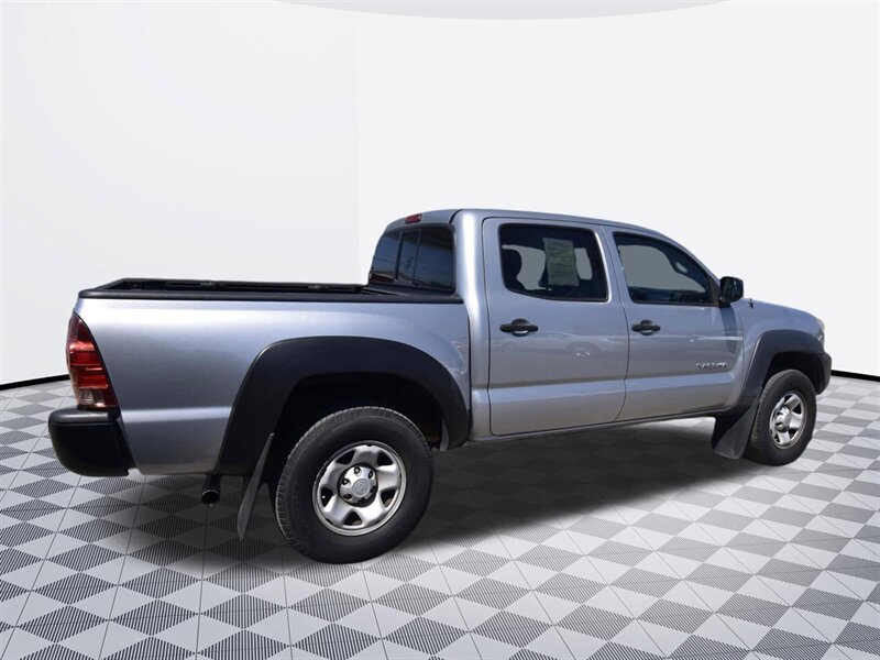 2015 Toyota Tacoma PreRunner - Photo 4 - Midway City, CA 92655
