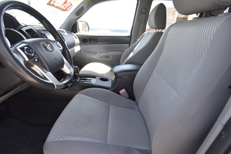 2015 Toyota Tacoma PreRunner - Photo 11 - Midway City, CA 92655