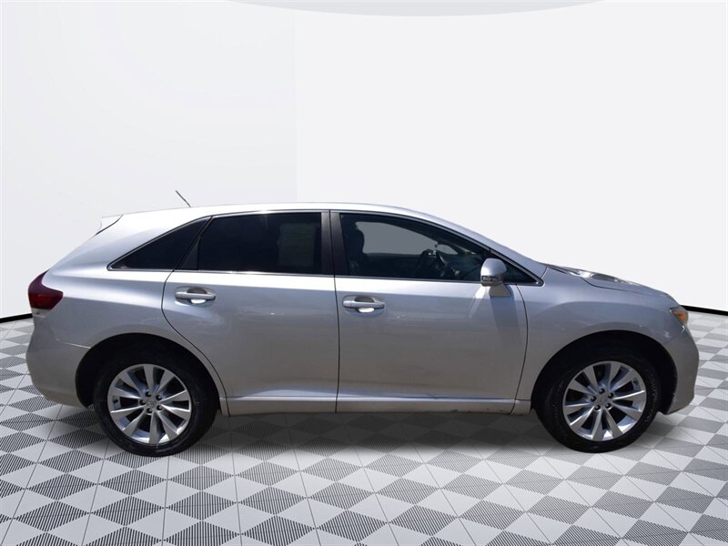 2014 Toyota Venza LE   - Photo 5 - Midway City, CA 92655