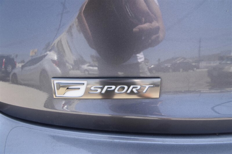2019 Lexus IS 300 F SPORT*RED INTERIOR   - Photo 16 - Midway City, CA 92655