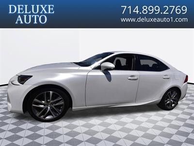 2019 Lexus IS 300   - Photo 1 - Midway City, CA 92655