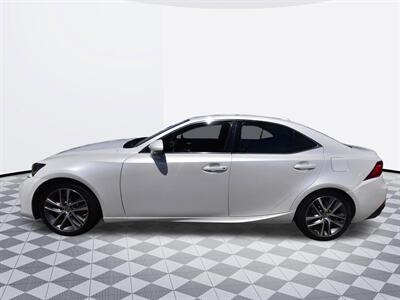 2019 Lexus IS 300   - Photo 2 - Midway City, CA 92655