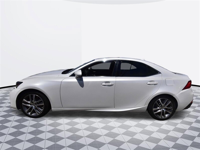 2019 Lexus IS 300  