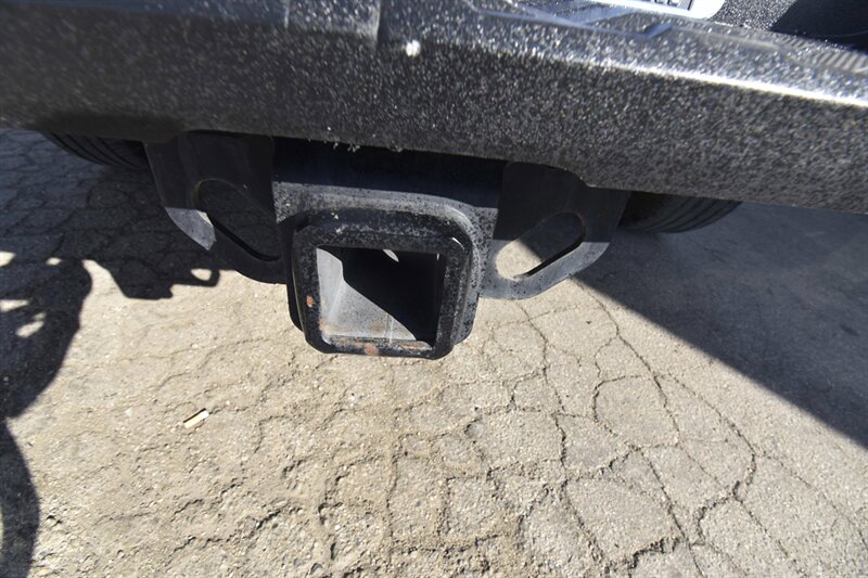 2016 Toyota Tacoma Limited   - Photo 23 - Midway City, CA 92655