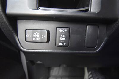 2016 Toyota Tacoma Limited   - Photo 17 - Midway City, CA 92655