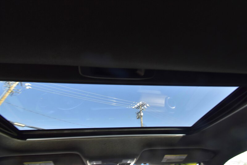 2016 Toyota Tacoma Limited   - Photo 20 - Midway City, CA 92655
