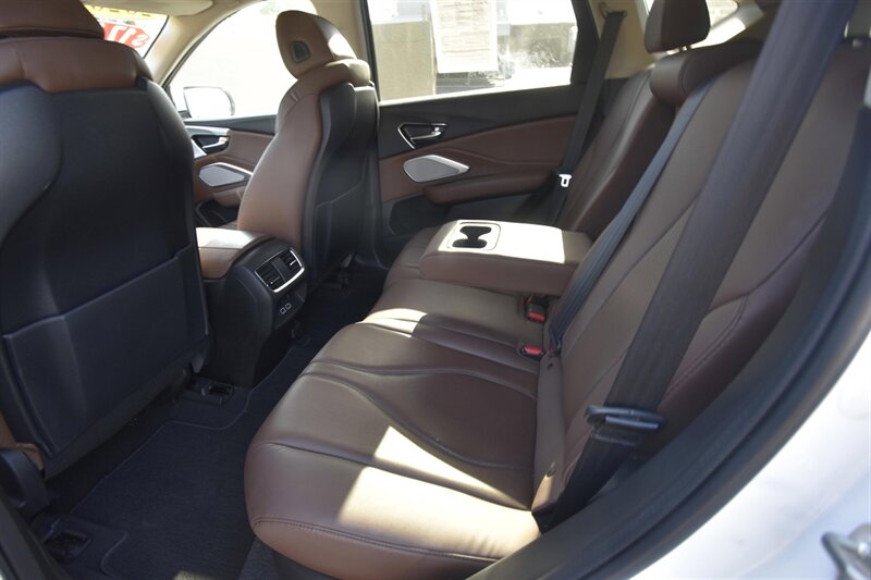 2020 Acura RDX w/Technology Pkg   - Photo 11 - Midway City, CA 92655