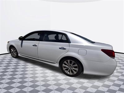 2011 Toyota Avalon Limited   - Photo 3 - Midway City, CA 92655