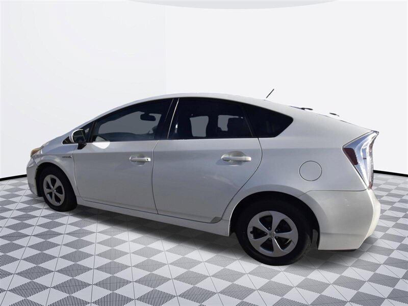 2013 Toyota Prius Four - Photo 6 - Midway City, CA 92655