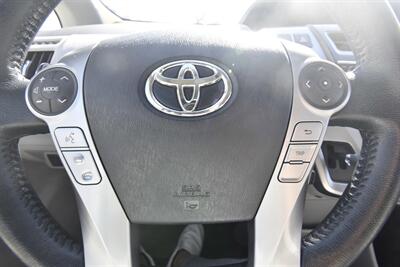 2017 Toyota Prius V Five   - Photo 9 - Midway City, CA 92655