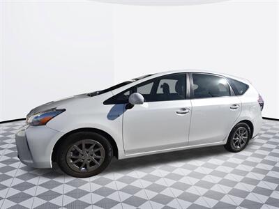 2017 Toyota Prius V Five   - Photo 4 - Midway City, CA 92655