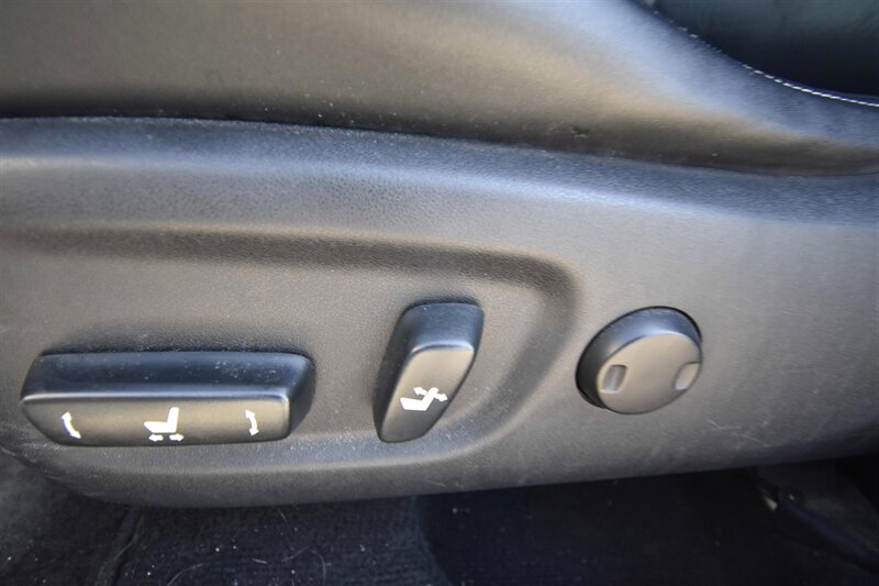 2015 Lexus CT 200h Hybrid - Photo 13 - Midway City, CA 92655