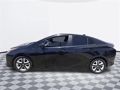 2017 Toyota Prius Touring   - Photo 4 - Midway City, CA 92655