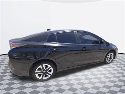 2017 Toyota Prius Touring   - Photo 5 - Midway City, CA 92655