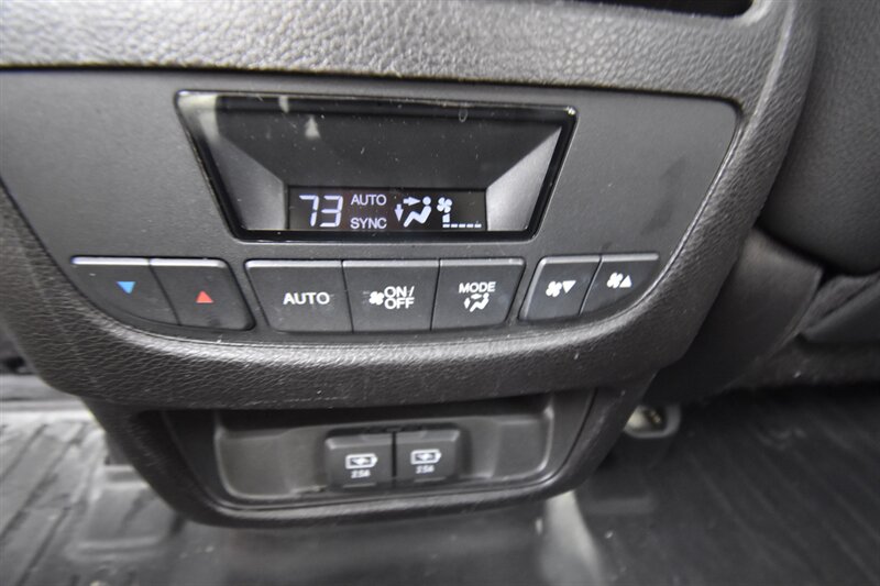 2017 Acura MDX w/Technology Pkg   - Photo 38 - Midway City, CA 92655