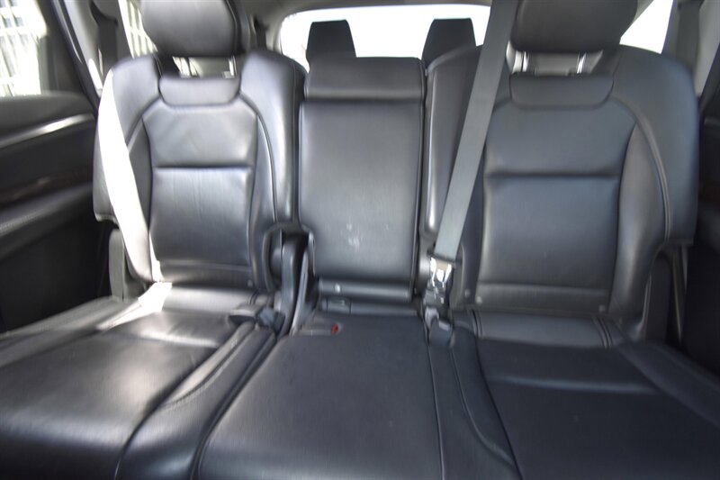 2017 Acura MDX w/Technology Pkg   - Photo 12 - Midway City, CA 92655