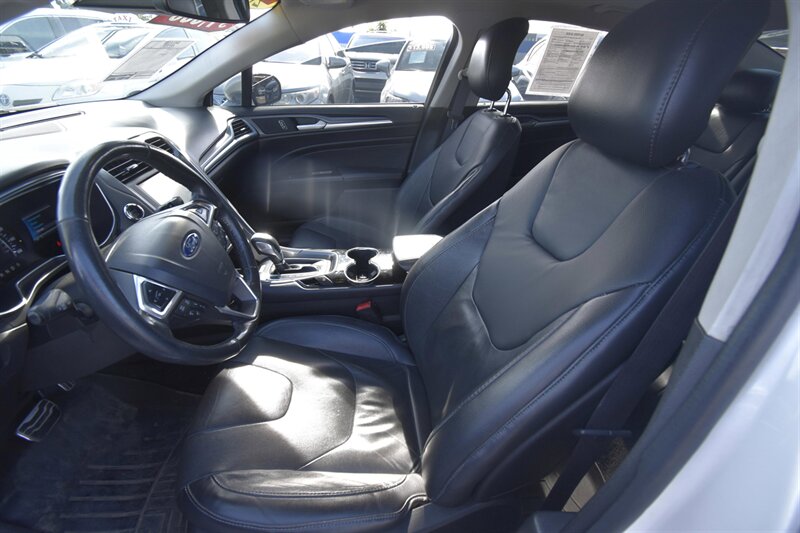 2014 Ford Fusion Titanium   - Photo 8 - Midway City, CA 92655