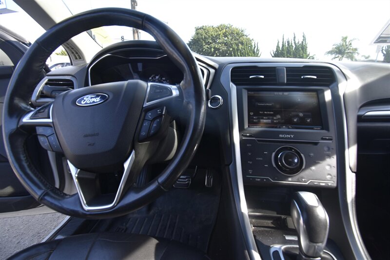 2014 Ford Fusion Titanium   - Photo 7 - Midway City, CA 92655