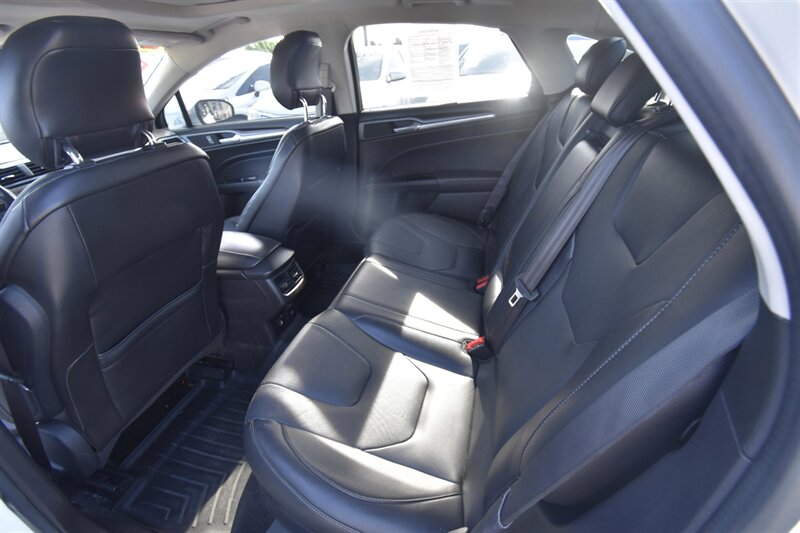 2014 Ford Fusion Titanium   - Photo 9 - Midway City, CA 92655