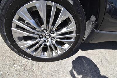 2021 Toyota Venza XLE*HYBRID   - Photo 13 - Midway City, CA 92655