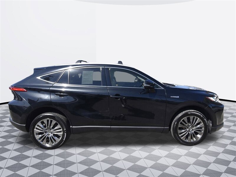 2021 Toyota Venza XLE*HYBRID   - Photo 5 - Midway City, CA 92655
