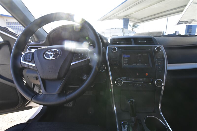 2017 Honda Fit EX-L - Photo 7 - Midway City, CA 92655