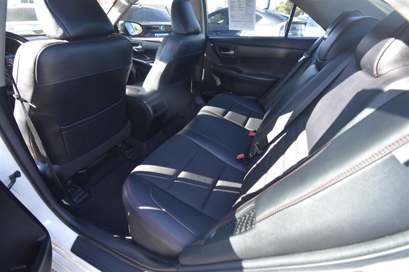 2017 Honda Fit EX-L - Photo 9 - Midway City, CA 92655
