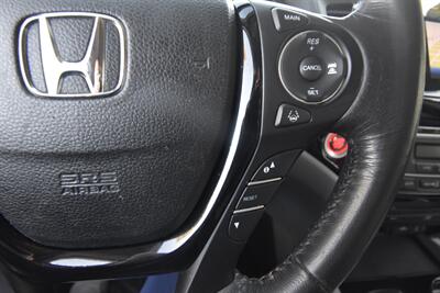 2018 Honda Pilot Touring   - Photo 12 - Midway City, CA 92655