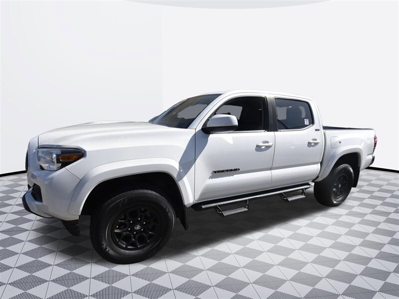 2021 Toyota Tacoma SR5 V6 - Photo 3 - Midway City, CA 92655