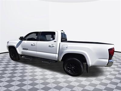 2021 Toyota Tacoma SR5 V6 - Photo 2 - Midway City, CA 92655