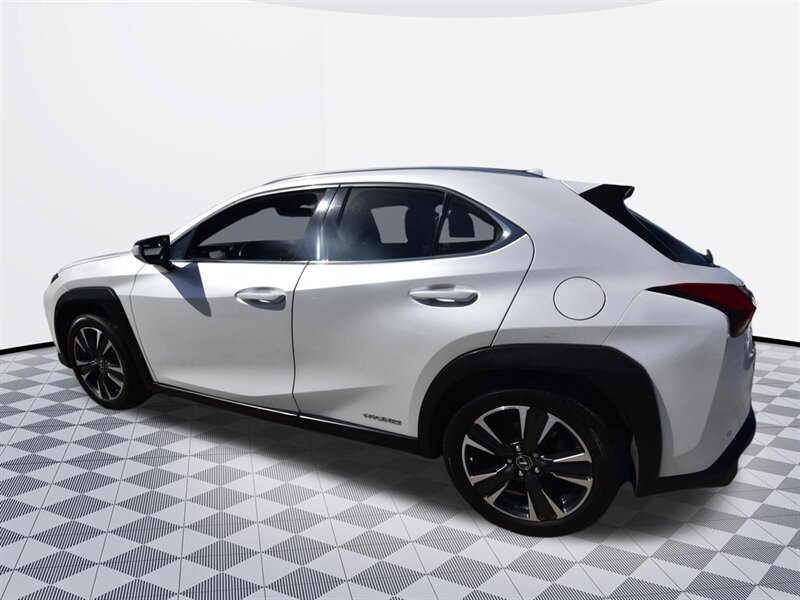 2021 Lexus UX 250h UX 250h - Photo 3 - Midway City, CA 92655