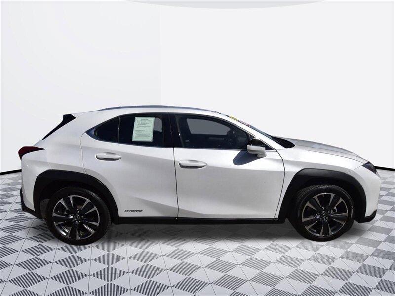 2021 Lexus UX 250h UX 250h - Photo 5 - Midway City, CA 92655