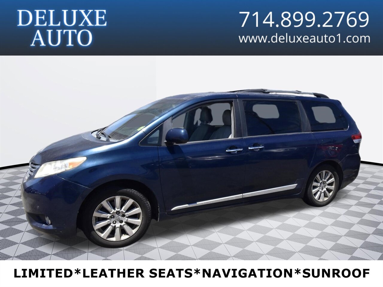 2011 Toyota Sienna XLE 8-Passenger   - Photo 1 - Midway City, CA 92655