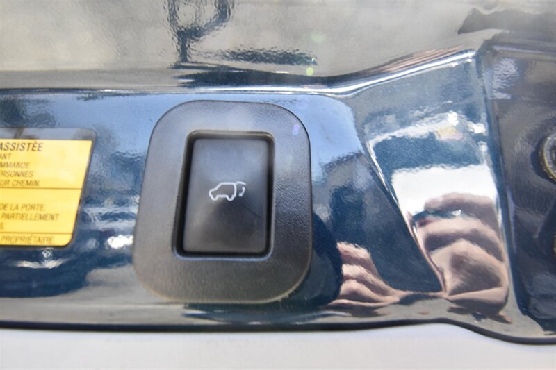 2011 Toyota Sienna XLE 8-Passenger - Photo 18 - Midway City, CA 92655