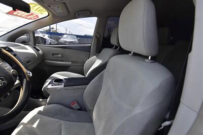 2013 Toyota Prius v Three   - Photo 10 - Midway City, CA 92655