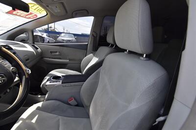2013 Toyota Prius v Three   - Photo 18 - Midway City, CA 92655