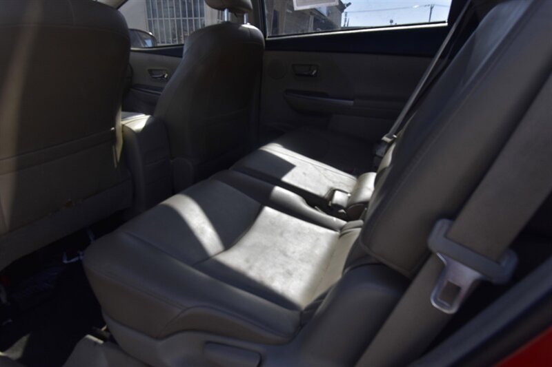 2015 Toyota Prius v Five - Photo 11 - Midway City, CA 92655