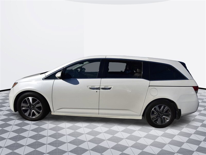 2014 Honda Odyssey Touring Elite - Photo 5 - Midway City, CA 92655