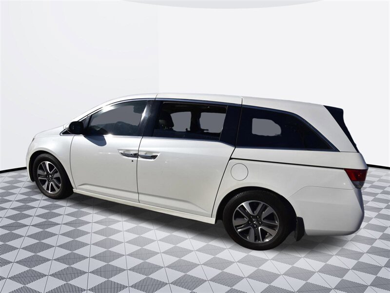 2014 Honda Odyssey Touring Elite - Photo 6 - Midway City, CA 92655