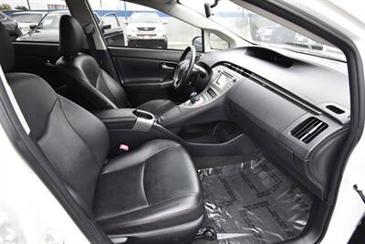 2015 Toyota Prius LEATHER   - Photo 10 - Midway City, CA 92655