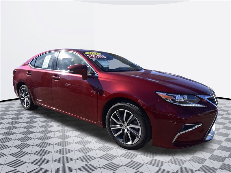 2016 Lexus ES 300h Hybrid   - Photo 5 - Midway City, CA 92655