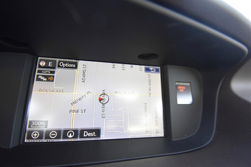 2016 Lexus ES 300h Hybrid   - Photo 13 - Midway City, CA 92655