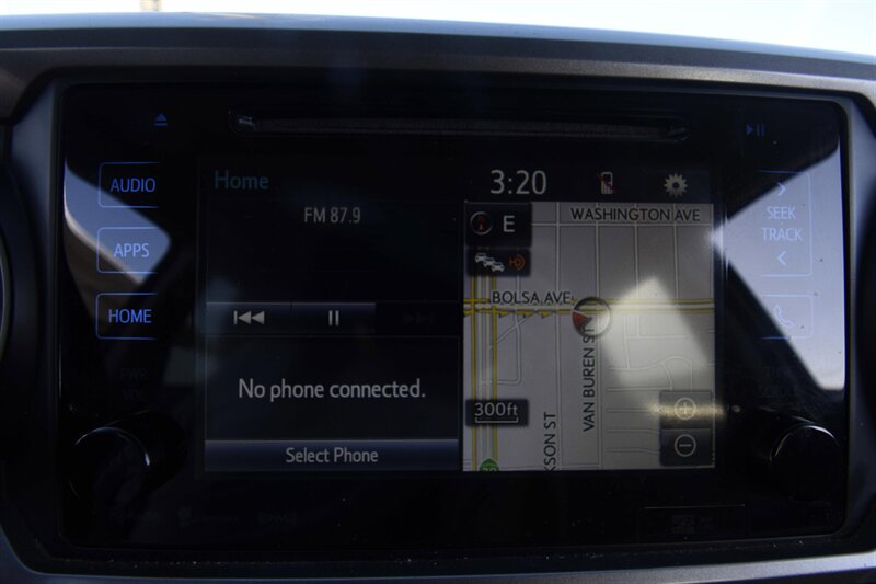 2017 Toyota Tacoma TRD Sport   - Photo 8 - Midway City, CA 92655