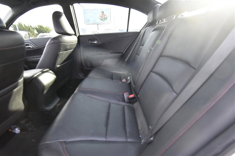 2017 Honda Accord Sport SE   - Photo 10 - Midway City, CA 92655