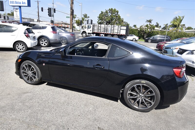 2017 Toyota 86 860 Special Edition   - Photo 16 - Midway City, CA 92655