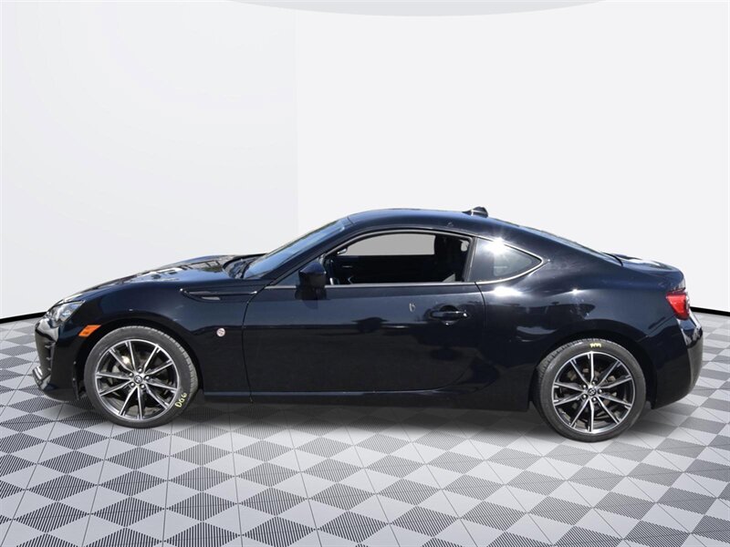 2017 Toyota 86 860 Special Edition   - Photo 4 - Midway City, CA 92655