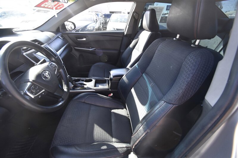 2015 Toyota Camry SE - Photo 8 - Midway City, CA 92655