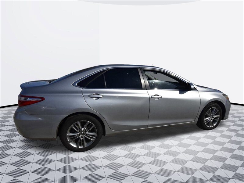 2015 Toyota Camry SE - Photo 3 - Midway City, CA 92655